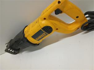 DeWalt DW303M 120V Reciprocating Saw Good Buya